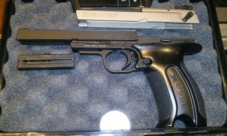 Hola
Vendo Hammerli  modelo X esse 6" Long calibre .22lr
con sus 2 cargadores y maletin original
Esta 01