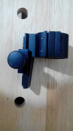 Accesorios AR15
Vendo los siguientes accesorios para ar15
Montura aimpoint QD usada 35€
Kit limpieza militar 70
