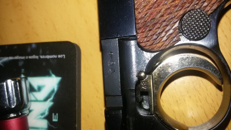 Recientemente he aquirido esta luger byf 41, está repavonada pero de manera impecable respetando todos 00
