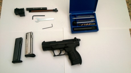 Vendo Walther P22 Target con cañón largo y corto (este último es nuevo). La pistola la compre de segunda 02