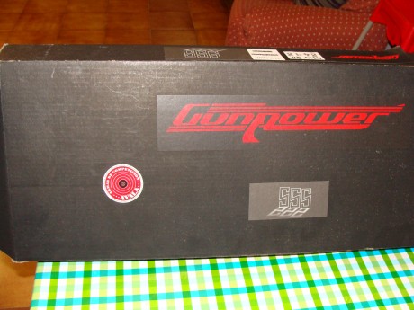 Es un gunpower sss con depósito original de talon condor (traído de USA). Es decir, a efectos prácticos 01