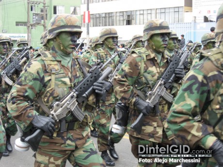 https://www.armas.es/foro/medios-aereos-y-navales/enfrentamiento-naval-korea-del-sur-vs-korea-del-norte-t890917.html

Debido 10