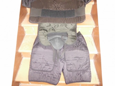 Vendo dos conjuntos de protecciones de la marca SIMUNITION® por 120€, aptas para trabajar con munición 01
