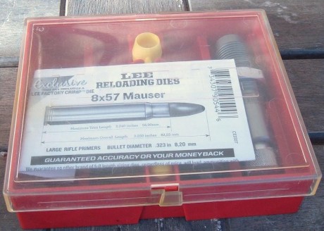 Hola por haber vendido el Mauser a un compañero del foro, vendo los Dies del 8mm Mauser marca LEE, solo 00