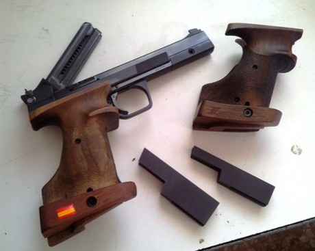 Hola.
Vendo mi Hammerli modelo 208 en calibre .22 l.r.
Sin nada de plástico como las nuevas.
Dos cargadores.
Dos 01