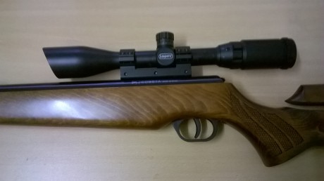 Preciosa Cometa Fénix 400 compact Star

Nueva, apenas 6 meses 
Calibre 4.5
Visor Leapers 3-9x40
Portes 00