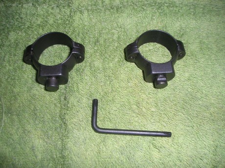 Vendo anillas Leupold QR de 1" (26mm) de tamaño medias, están usadas pero en perfecto estado , el 00
