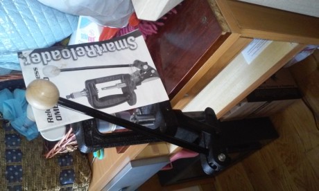 Buenas vendo el kit de smarth reloader completo nuevo sin estrenar..inclulle lo siguiente..enpistonador 00