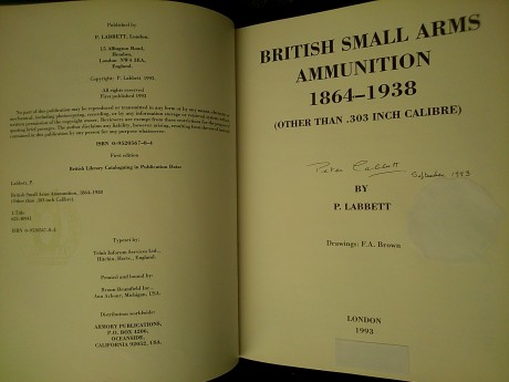 Hola. pongo en venta el libro Cartucheria y municion britanica. Editado y firmado por el autor 352pp. 01