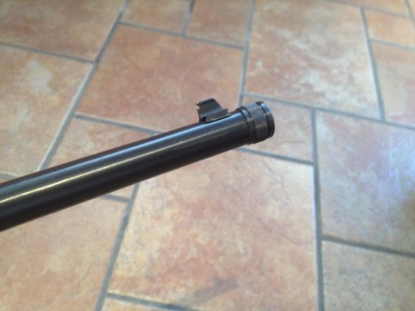 Vendo Carabina Norinco JW-20 semiautomática del calibre 22. Capacidad 10 balas, longitud total 84 cm y 12