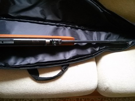  A pedido de un amigo, pongo a la venta esta Carabina con poco uso- comprada en enero del 2014 - Marca 02