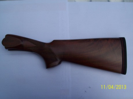 Saludos, vendo culata original de Beretta superpuesta sporting ó caza. Esta absolutamente impecable porque 01