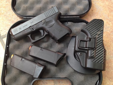 VENDIDA Glock 26 (cal. 9 mm) en perfecto estado.
Apenas he disparado 100 cartuchos y no tiene ni la mas 00