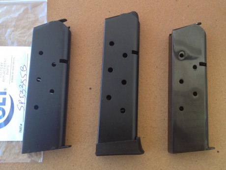 Vendo 1 cargador del 45 ACP para Colt 1911 Government.

ORIGINAL de la marca Colt (ref. SP53355B), nuevo 11