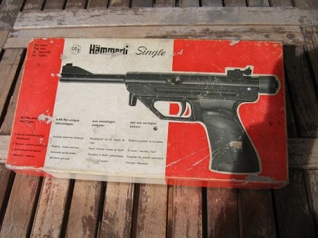 Buenas tardes.
Vendo pistola Hammerli mod. Single cañón corto, con la caja original.
Está en perfecto 02