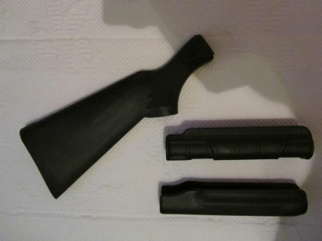 Por no usar, vendo:


1.- CULATA VENDIDA. Guardamanos plástico, original de Remington 870, en perfecto 01