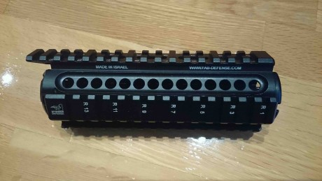 Pongo a la venta este guardamanos  quadrail  FAB Defense, fabricado en Israel, para la carabina M4.  Es 00