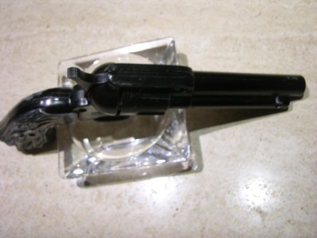 REVÓLVER Colt 1873 Single Action Army -CROSMAN SA6- "EL DESEADO" cañon 4 3/4"; 364 Fps

PIEZA 00