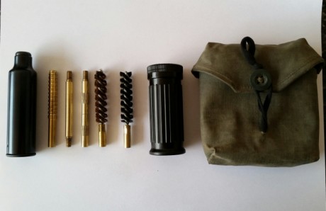  Se vende este magnifico kit de limpieza,original de la legendaria marca SIG calibre 9mm.
Todo este kit 01