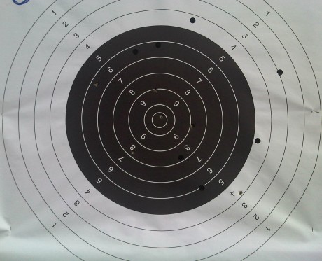 Estimados colegas, 

me han ofrecido un rifle AMR Rigby Creedmoor Match a un precio razonable pero el 32