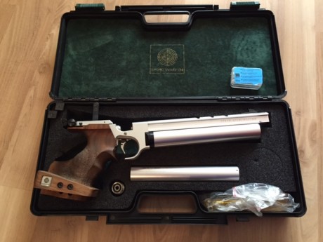 VENDO MAGNIFICA ARMA DE TIRO EN AIRE COMPRIMIDO.REVISADA POR PABLO IBERGRIPS HACE 3 MESES.
TALLA M Ó L, 02
