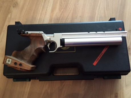 VENDO MAGNIFICA ARMA DE TIRO EN AIRE COMPRIMIDO.REVISADA POR PABLO IBERGRIPS HACE 3 MESES.
TALLA M Ó L, 00