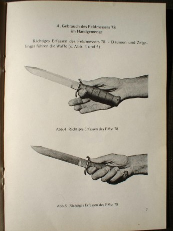 Traducción:

"El cuchillo de campo 78

Descripción
El cuchillo de campo 78 es un cuchillo multifunción. 21