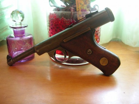 ¡Pongo a la venta otra de las armas de mi colección!
Concretamente, la Haenel 28 calibre. 22 de 1924-1930; 02