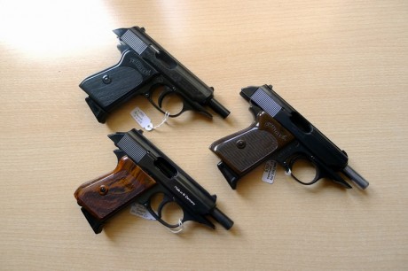 Pues en realidad me quedé sorprendido cuando vi ésta última.
Una pistola bien construida, con partes de 71