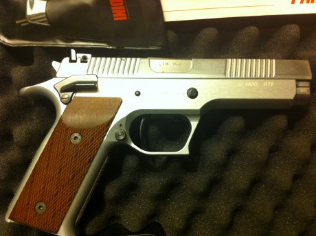 Buenas

Pongo a la venta mi Pardini GT-9 5" todo lo que ha disparado es una tirada de 9mm para mantener 00