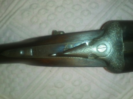 Buenas , vendo una escopeta paralela marca LIG ,guiada en E , calibre 12/70, expulsora , pletina larga 00