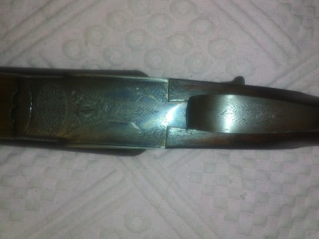 Buenas , vendo una escopeta paralela marca LIG ,guiada en E , calibre 12/70, expulsora , pletina larga 11