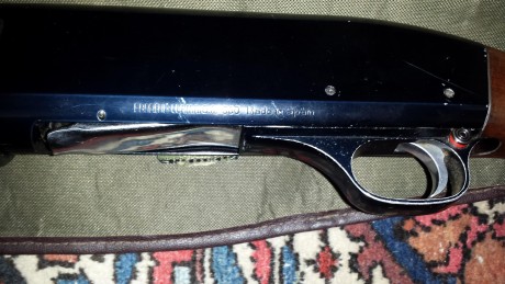 Buenas , vendo una escopeta repetidora , marca franchi llama 500 , calibre 12/70 , guiada en E , capacidad 12
