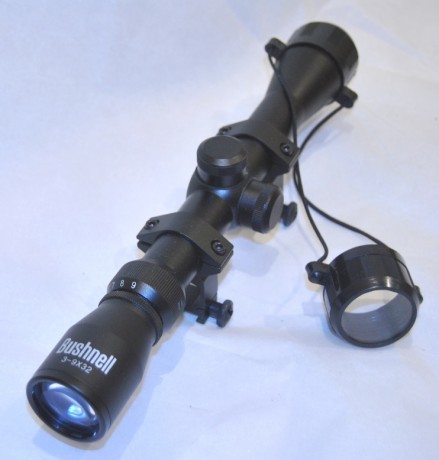 Vendo Visor 3-9x32 con anillas y protectores de lentes incluidas.

Es un Bushnell chino, pero tiene una 00