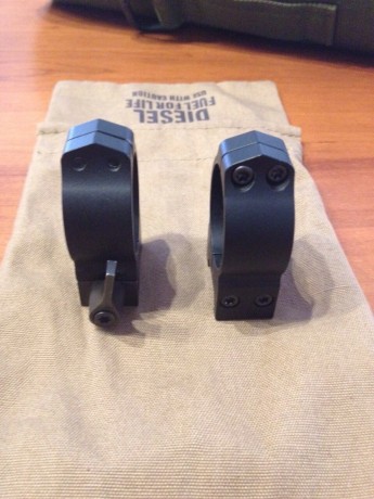 Vendo monturas Warne desmontables de 30mm nuevas a estrenar, altura media. 60€ 01