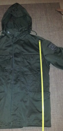 Vendo chaqueta del ejercito Austriaco, esta usada pero en magnifico estado , no presenta roturas y el 30