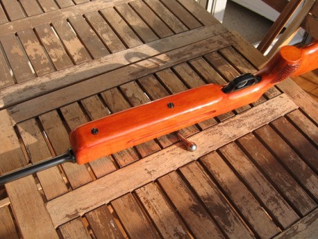 Buenos días.
Sigo con la lista de ventas.
Carabina Haenel mod. 311 con diopter original y algúnos accesorios. 60