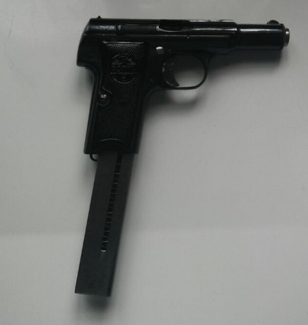 Se vende astra 300 inutilizada para inscribir en el libro de coleccionista. Esta en perfecto estado. Se 02