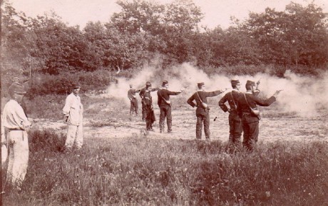 Hace unos días encontré por casualidad en una web extranjera un arma a la venta que hacía muchos años 120