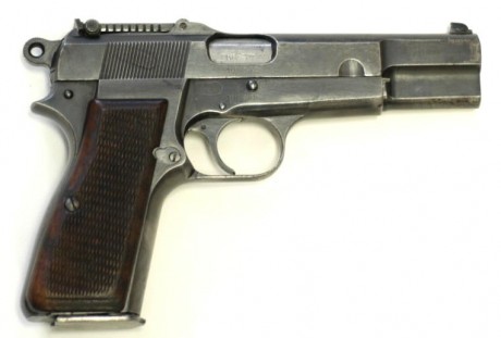 Hace unos días encontré por casualidad en una web extranjera un arma a la venta que hacía muchos años 21