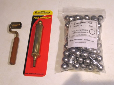 Vendo pistola LePage de chispa de Pedersoli.

Calibre 45 liso. Buen estado general. Perfecta para Cominazzo.
Se 32