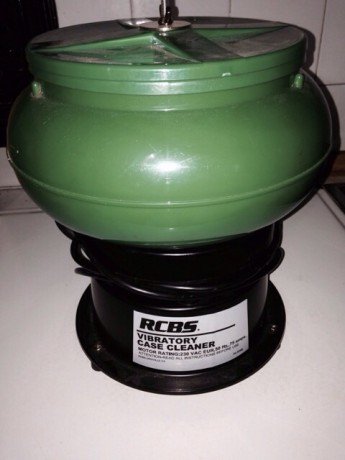 Hola
Vendo por no usar Tumbler RCBS
Estado muy, muy bueno

Precio 90,-€ portes incluidos peninsula

Pondre 20