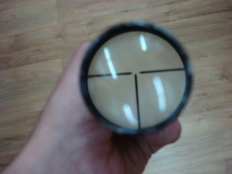 Hola. Vendo visor TPYCEA en un estado impecable. Precio 100    VENDIDO!!!
Tambien caja de munición que 12