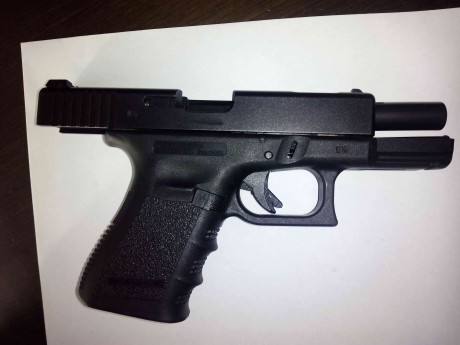  VENDO GLOCK 19C  PRECIO 400€

El arma incluye opción de gatillo a 0.7lbr y original a 1.5lbr, alza ajustable 01