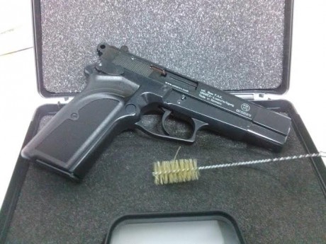 ]Vendo pistola detonadora Browning GPDA 9 detonadora, completamente nueva.
Viene en su caja. Nunca utilizada, 00