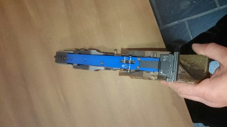 Buenas,pongo a la venta la match guns del 32, muy bien cuidada como todas mis armas,va con maletín original,manual 00