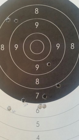 Buenas pues estoy intentando poner a tiro este rifle y no estoy nada contento con el.
He tirado una caja 60