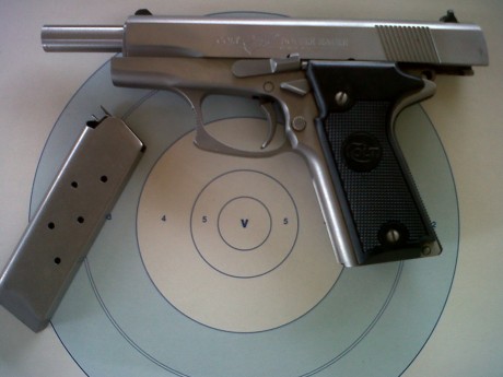 vendo colt doble eagle impecable con maleta instrucciones 850 euros
la serie 90 de doble accion. 90