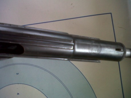 vendo astra 400 en buen uso del 1936  650 euros
llama 87 en tiro  en 9mp 250 euros 52