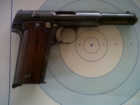 vendo astra 400 en buen uso del 1936  650 euros
llama 87 en tiro  en 9mp 250 euros 02